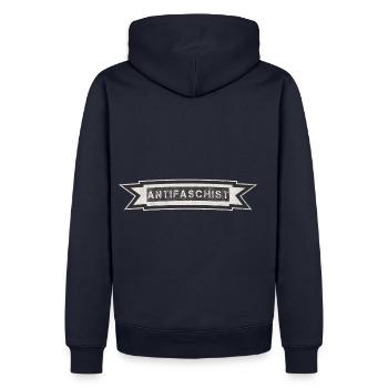 ANTIFASCHIST BANNER STOLZ DRAUF - Männer Premium Bio Hoodie - Navy - Hinten - Nico (187cm)