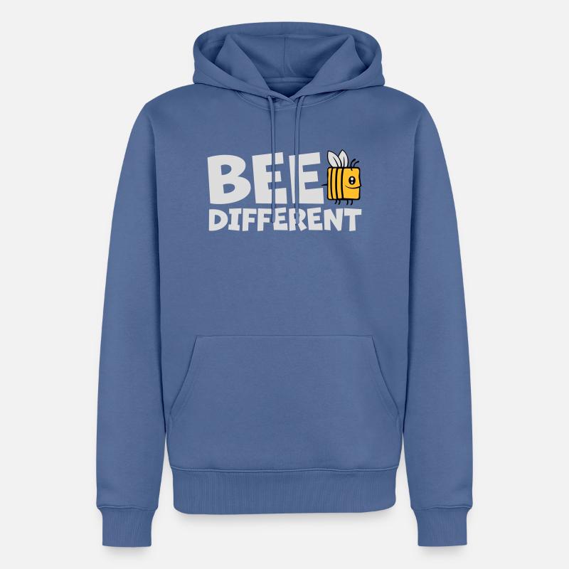 bee different Spruch Zitat - Männer Premium Bio Hoodie - Taubenblau