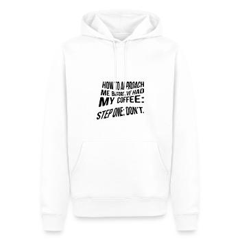 Comment m’approcher avant d’avoir pris mon café... - Sweat à capuche Premium bio Homme - blanc - Devant - Nico (187cm)