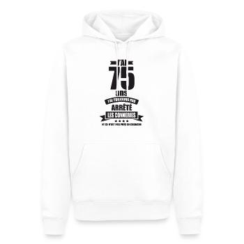 anniversaire 75 ans j ai pas arrete les connerie - Sweat à capuche Premium bio Homme - blanc - Devant - Nico (187cm)
