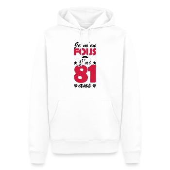 j'ai 81 ans / cadeau 81 ans / t-shirt 81 ans - Sweat à capuche Premium bio Homme - blanc - Devant - Nico (187cm)