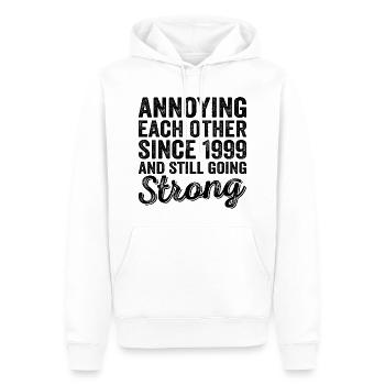 25 Jahre Hochzeit - seit 1999 nerven wir uns gegenseitig - Männer Premium Bio Hoodie - Weiß - Vorne - Nico (187cm)
