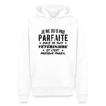 Nicht perfekt, aber vetivistisch - Männer Premium Bio Hoodie - Weiß - Vorne - Nico (187cm)