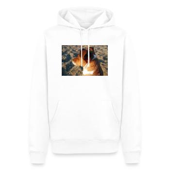 Profile of a dog on the beach looking out to sea - Men’s Premium Organic Hoodie - white - Front - Nico (187cm)
