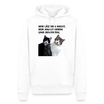 Wir lästern nicht. Wir analysieren und bewerten. - Männer Premium Bio Hoodie - Weiß - Vorne - Nico (187cm)