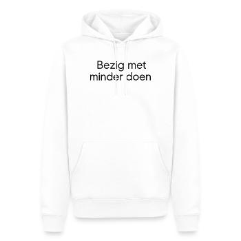 Faire moins – Conception de texte tendance - Sweat à capuche Premium bio Homme - blanc - Devant - Nico (187cm)