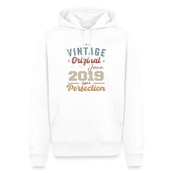 June 2019 Aged to Perfection June 2019 vintage - Men’s Premium Organic Hoodie - white - Front - Nico (187cm)