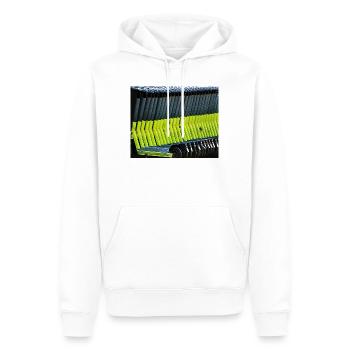 Trottinettes électriques vert néon garées dans la rangée - Sweat à capuche Premium bio Homme - blanc - Devant - Nico (187cm)