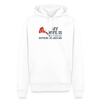 Nichts macht mir Angst Meine Frau ist Eritreerin - Männer Premium Bio Hoodie - Weiß - Vorne - Nico (187cm)