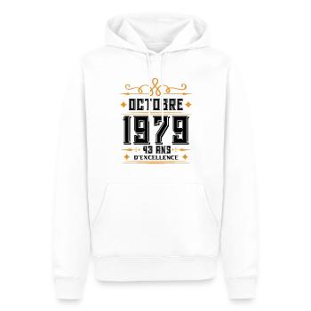 Octobre 1979 43 Ans d'excellence Anniversaire. - Sweat à capuche Premium bio Homme - blanc - Devant - Nico (187cm)