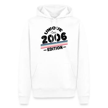 Unique Since 2006 Edition Birthday Vintage 2006 - Men’s Premium Organic Hoodie - white - Front - Nico (187cm)