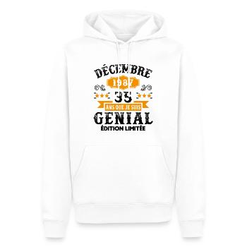 35 Ans Anniversaire Vintage Né(e) en Décembre 1987 - Sweat à capuche Premium bio Homme - blanc - Devant - Nico (187cm)