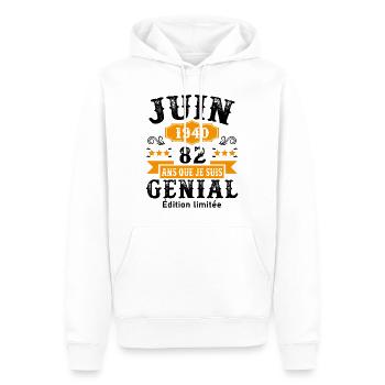 82 Ans Anniversaire Vintage Né(e) en Juin 1940 - Sweat à capuche Premium bio Homme - blanc - Devant - Nico (187cm)
