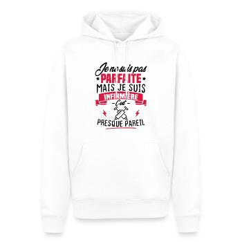 Pas parfaite mais je suis infirmière - Sweat à capuche Premium bio Homme - blanc - Devant - Nico (187cm)
