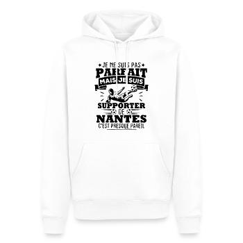 pas parfait mais je suis supporter de Nantes - Sweat à capuche Premium bio Homme - blanc - Devant - Nico (187cm)