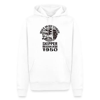 Never Underestimate Skipper born in 1950 - Männer Premium Bio Hoodie - Weiß - Vorne - Nico (187cm)