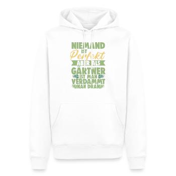 Niemand Ist Perfekt Aber Als Gärtner Ist Man Nah - Männer Premium Bio Hoodie - Weiß - Vorne - Nico (187cm)
