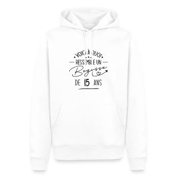 Bogosse 15 ans Cadeau Humour Anniversaire 15 ans - Sweat à capuche Premium bio Homme - blanc - Devant - Nico (187cm)