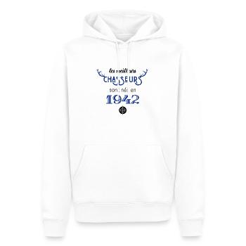 Anniversaire chasseur 1942 - Sweat à capuche Premium bio Homme - blanc - Devant - Nico (187cm)