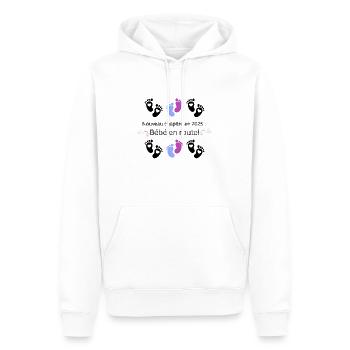 Nouveau chapitre en 2025: Bébé en route - Sweat à capuche Premium bio Homme - blanc - Devant - Nico (187cm)