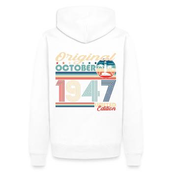 Octobre Né 1947 Cadeau du 75e anniversaire - Sweat à capuche Premium bio Homme - blanc - Dos - Nico (187cm)