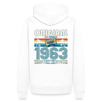 60. Geburtstag Retro Kassette Best of Oktober 1963 - Männer Premium Bio Hoodie - Weiß - Hinten - Nico (187cm)