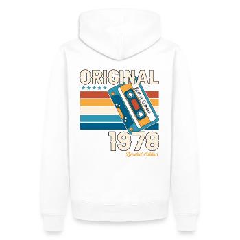 45. Geburtstag Mann Oktober Jahrgang 1978 Kassette - Männer Premium Bio Hoodie - Weiß - Hinten - Nico (187cm)