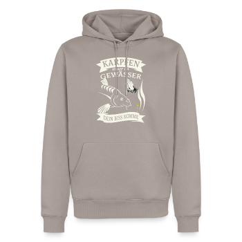 Karpfen unser im Gewässer, dein biss komme - Männer Premium Bio Hoodie - Taupe - Vorne - Nico (187cm)