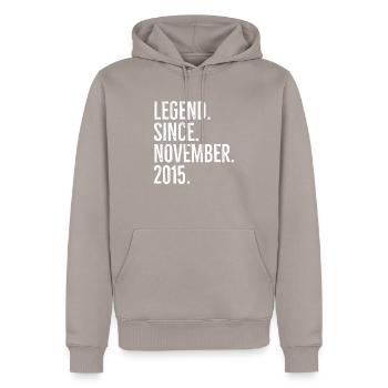 Legende seit November 2015 - Männer Premium Bio Hoodie - Taupe - Vorne - Nico (187cm)
