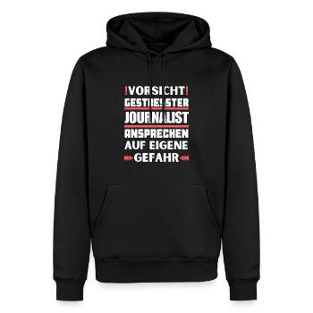 Gestresster Journalist nicht ansprechen! - Männer Premium Bio Hoodie - Schwarz - Vorne - Nico (187cm)