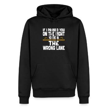 Wenn ich dich auf der rechten Seite überholt habe, bist du im Unrecht - Männer Premium Bio Hoodie - Schwarz - Vorne - Nico (187cm)