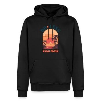 Do Less Feel More – Sonnenuntergang im Retro-Stil - Männer Premium Bio Hoodie - Schwarz - Vorne - Nico (187cm)