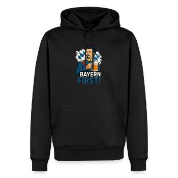 Bayern First – Bier & Heimat Stolz Design - Männer Premium Bio Hoodie - Schwarz - Vorne - Nico (187cm)