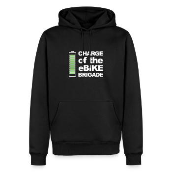 Ladung der eBike Brigade - Männer Premium Bio Hoodie - Schwarz - Vorne - Nico (187cm)