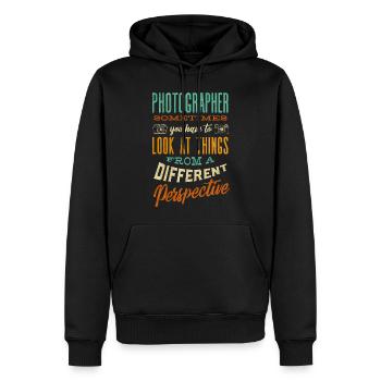 Quota de photographe photographe - Sweat à capuche Premium bio Homme - noir - Devant - Nico (187cm)