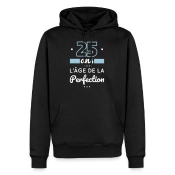 Anniversaire 25 ans - 25 ans âge de la perfection - Sweat à capuche Premium bio Homme - noir - Devant - Nico (187cm)