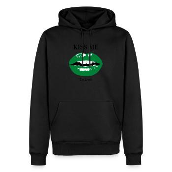 Küss mich, ich bin Ire - Männer Premium Bio Hoodie - Schwarz - Vorne - Nico (187cm)
