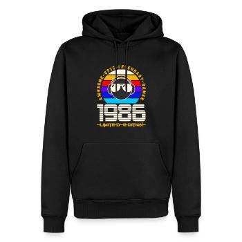1986 - Männer Premium Bio Hoodie - Schwarz - Vorne - Nico (187cm)