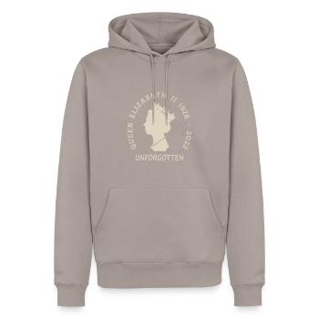 Queen Elizabeth II Unforgotton - Männer Premium Bio Hoodie - Taupe - Vorne - Nico (187cm)
