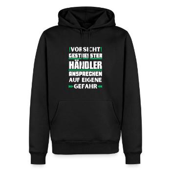 Gestresster Händler nicht ansprechen! - Männer Premium Bio Hoodie - Schwarz - Vorne - Nico (187cm)