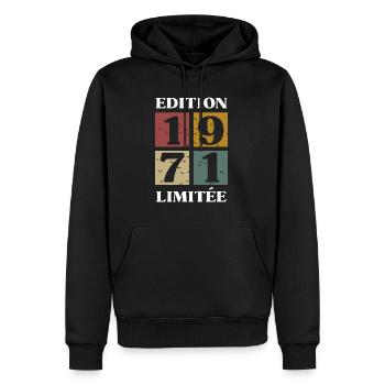 Edition limitée 1971 - 52e anniversaire - Sweat à capuche Premium bio Homme - noir - Devant - Nico (187cm)
