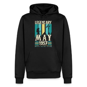 Mai 1957 Jubiläumsgeschenk, Jahrgang Mai 1957. - Männer Premium Bio Hoodie - Schwarz - Vorne - Nico (187cm)