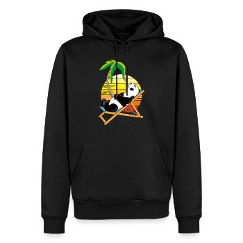 Glücklicher Pandabär entspannt sich auf dem Liegestuhl - Männer Premium Bio Hoodie - Schwarz - Vorne - Nico (187cm)