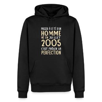 Anniversaire 20 ans - Né en Juillet 2005 - Sweat à capuche Premium bio Homme - noir - Devant - Nico (187cm)