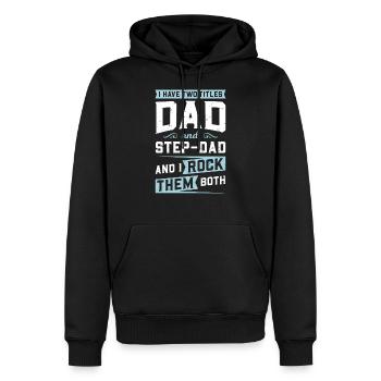 I Have 2 Titles, Dad & Step-Dad & I Rock Them Both - Männer Premium Bio Hoodie - Schwarz - Vorne - Nico (187cm)
