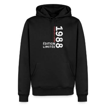 1988 vintage typographic style - Men’s Premium Organic Hoodie - black - Front - Nico (187cm)