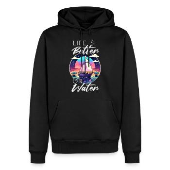 Life is better on water - Segelboot - Männer Premium Bio Hoodie - Schwarz - Vorne - Nico (187cm)