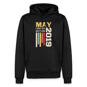 Mai 2019 - Geburtstagsgeschenk geboren im Mai 2019 Mai - Männer Premium Bio Hoodie - Schwarz - Vorne - Nico (187cm)