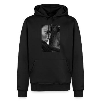Seelenverbindung in Monochrom - Männer Premium Bio Hoodie - Schwarz - Vorne - Nico (187cm)