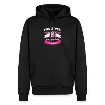 Verrückte Oma Finger weg lustiger Spruch Geschenk - Männer Premium Bio Hoodie - Schwarz - Vorne - Nico (187cm)